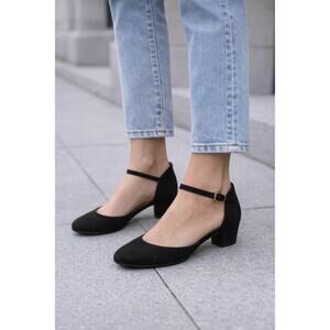 American Rag Black Ankle Strap Heels Size 8 5 Block Heel